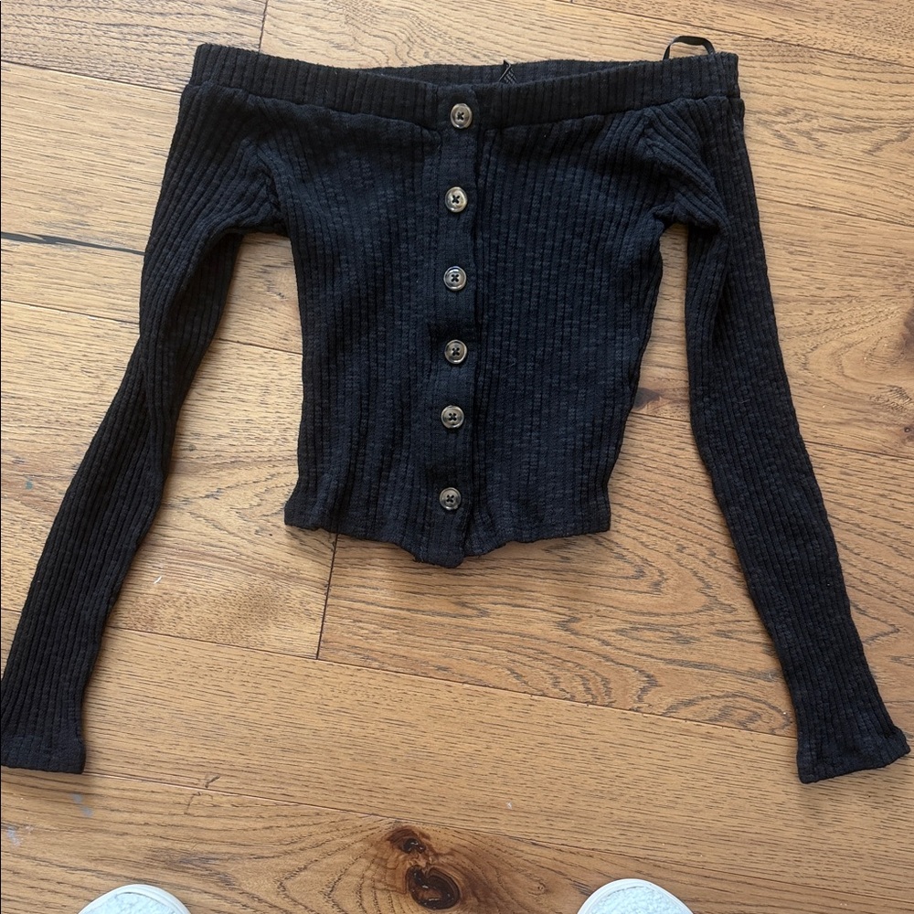 Forever 21 Black Ribbed Knit Top with Button Accent